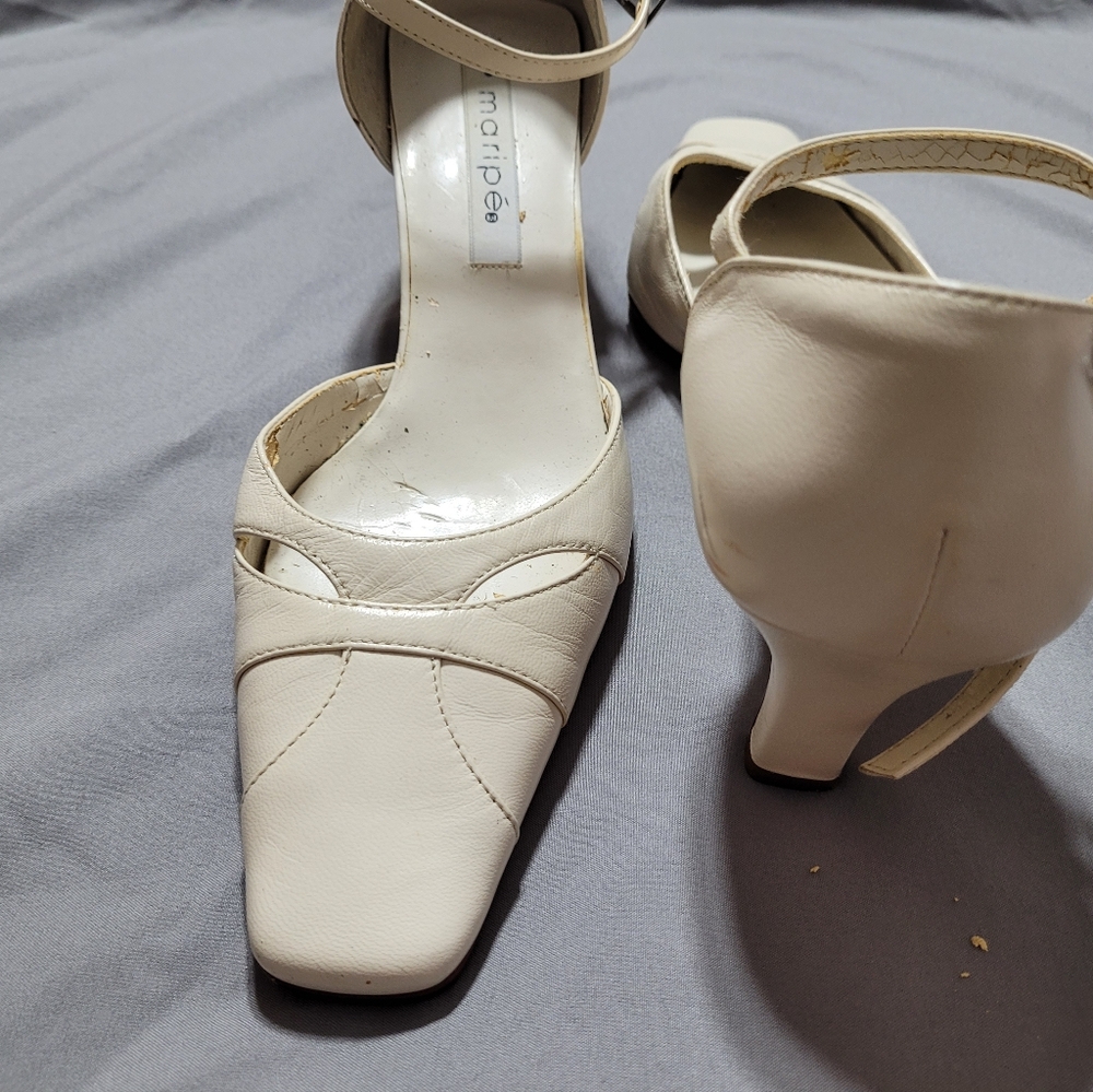 Low heel cream strap sandals